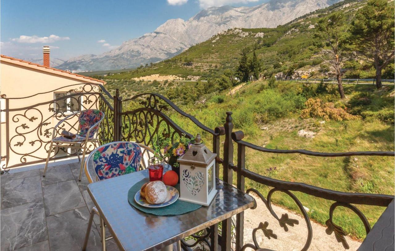 Beautiful Apartment In Krvavica With Kitchen المظهر الخارجي الصورة