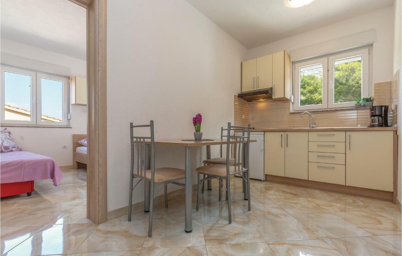Beautiful Apartment In Krvavica With Kitchen المظهر الخارجي الصورة